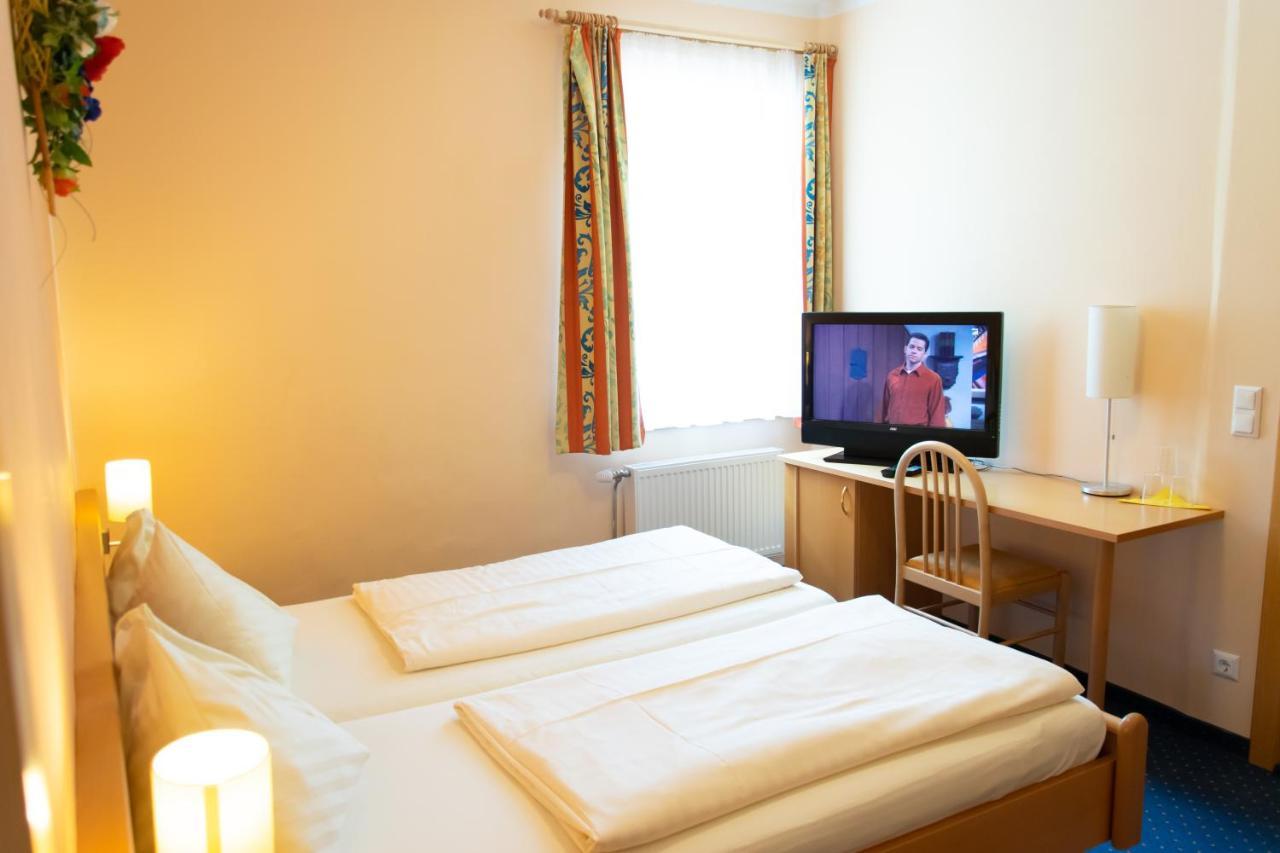 Strandhotel Burgstaller 펠뎀시 외부 사진