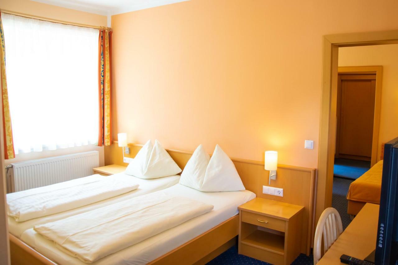 Strandhotel Burgstaller 펠뎀시 외부 사진
