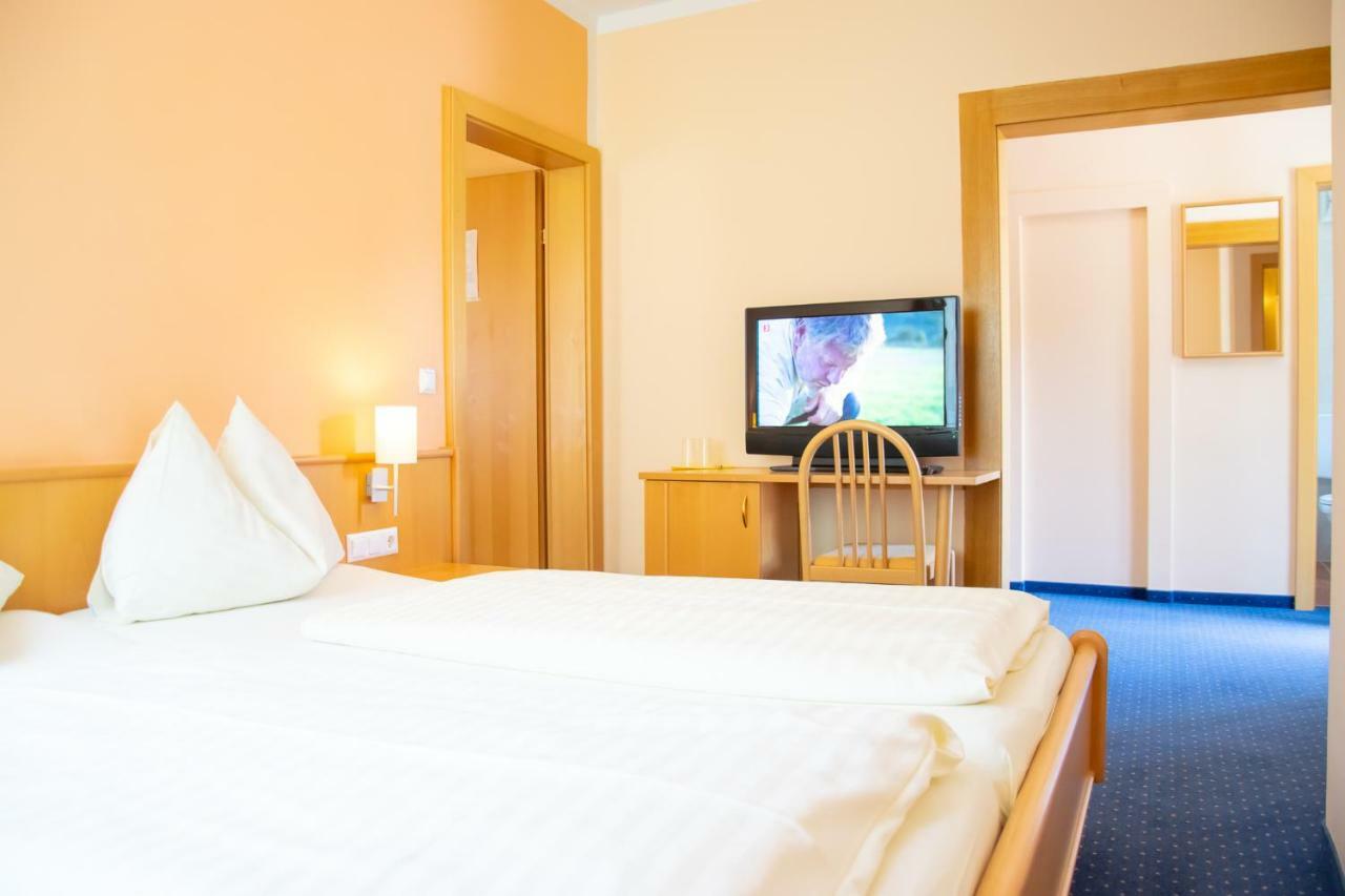 Strandhotel Burgstaller 펠뎀시 외부 사진